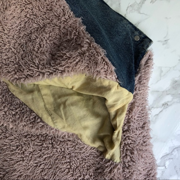 - SALE - Rose embroidered denim jacket - Picture 8 of 8